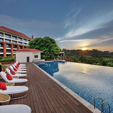 Doubletree By Hilton Goa - Panaji Exterior foto