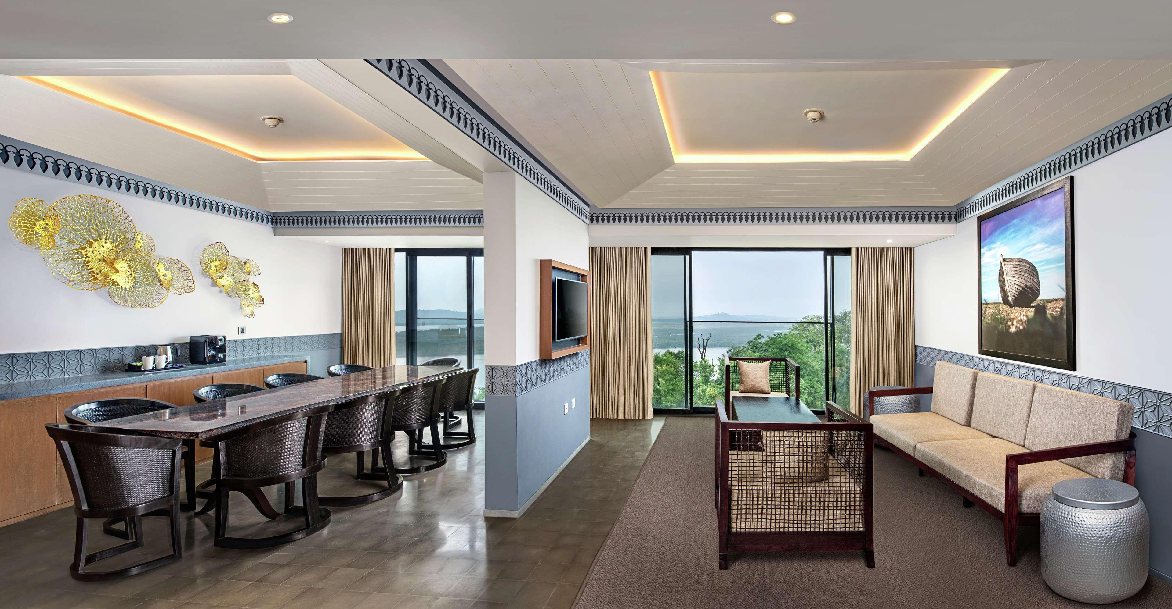 Doubletree By Hilton Goa - Panaji Exterior foto