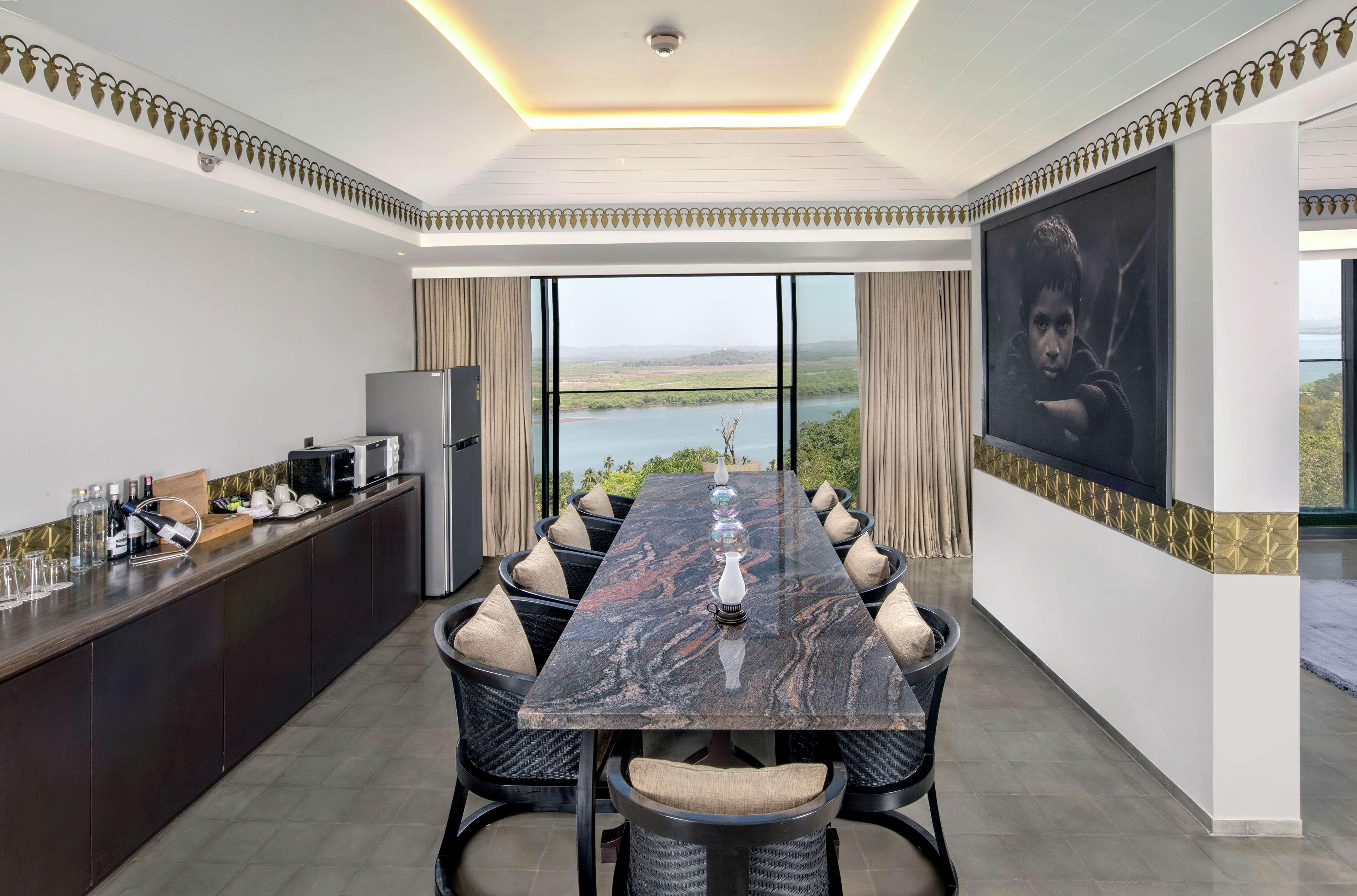 Doubletree By Hilton Goa - Panaji Exterior foto