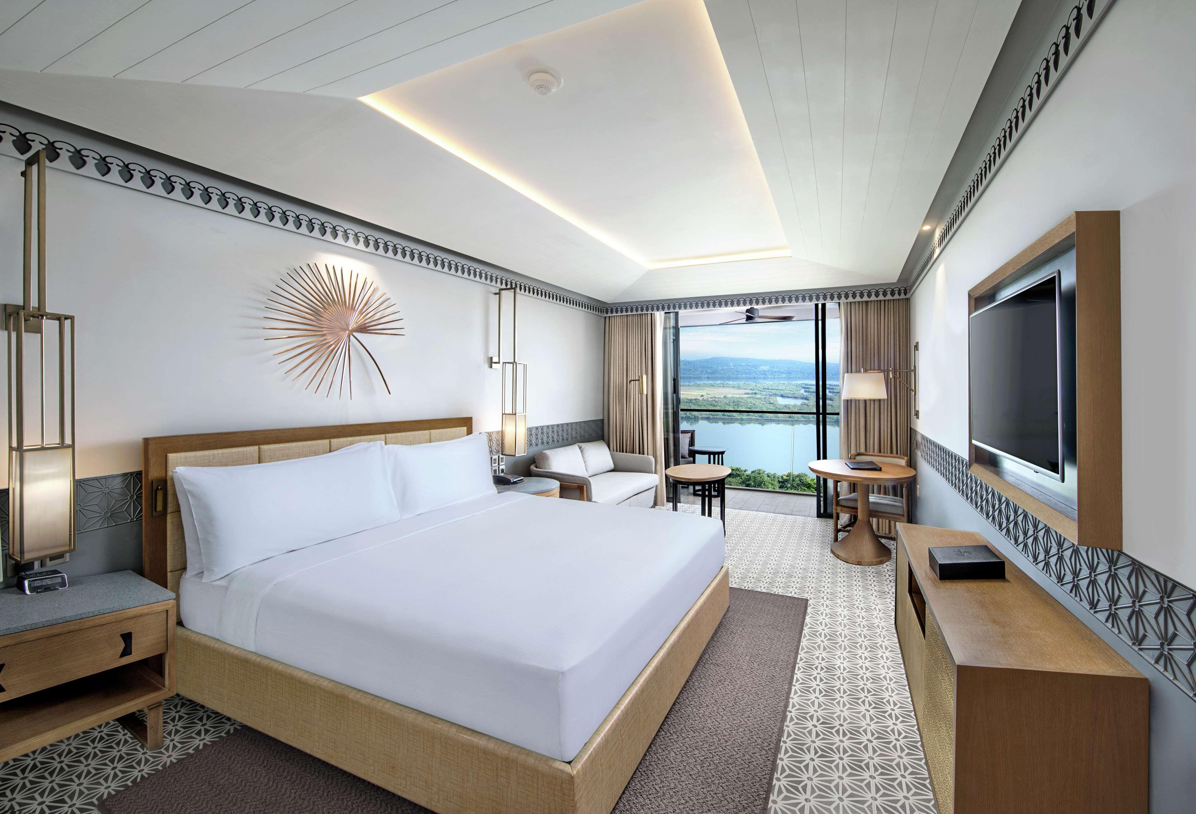 Doubletree By Hilton Goa - Panaji Exterior foto