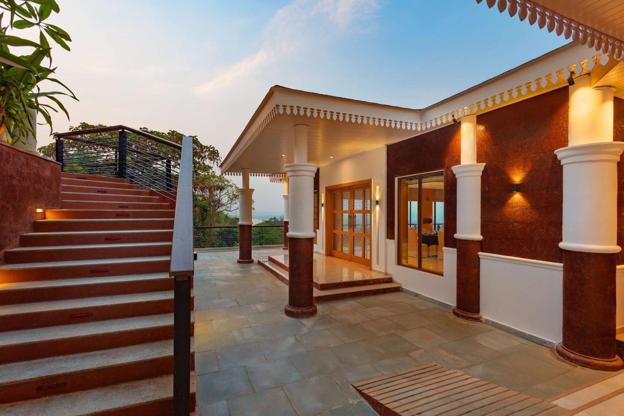 Doubletree By Hilton Goa - Panaji Exterior foto