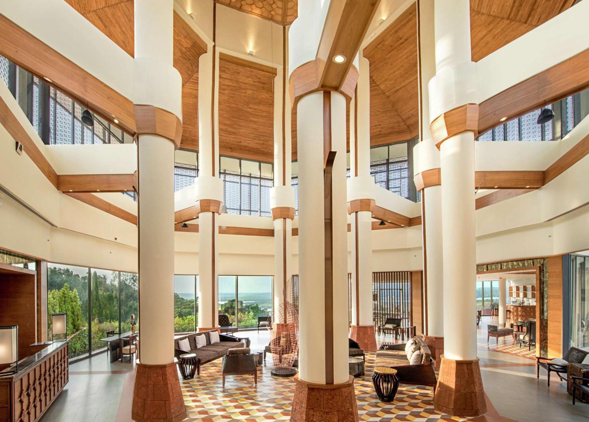 Doubletree By Hilton Goa - Panaji Exterior foto