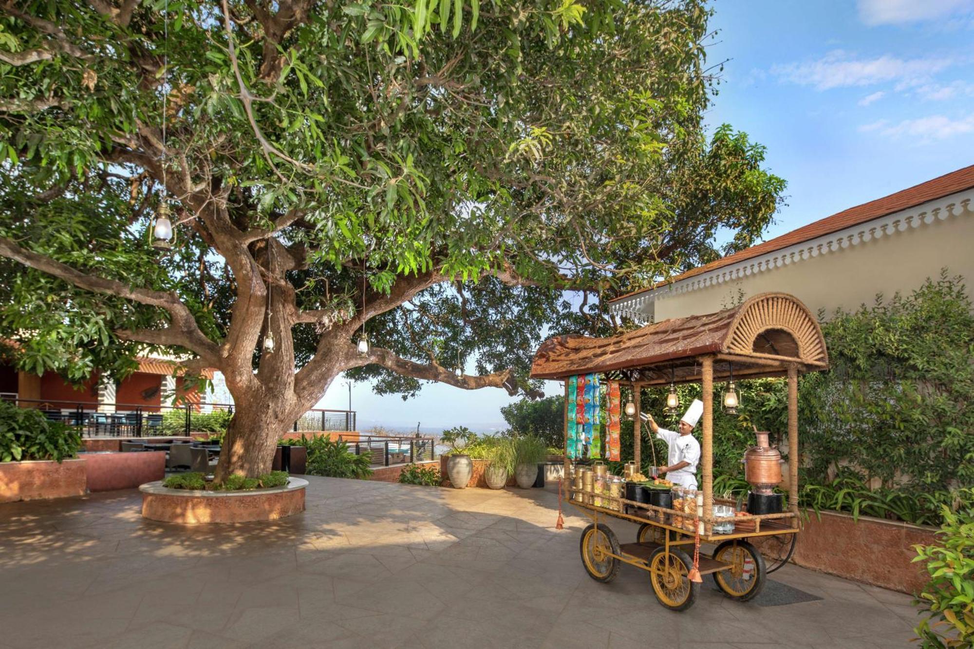 Doubletree By Hilton Goa - Panaji Exterior foto